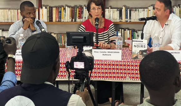 Présentation du livre "Mes carnets noirs " de Colette BRAECKMAN